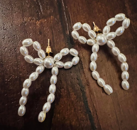Pearl Bow Studs